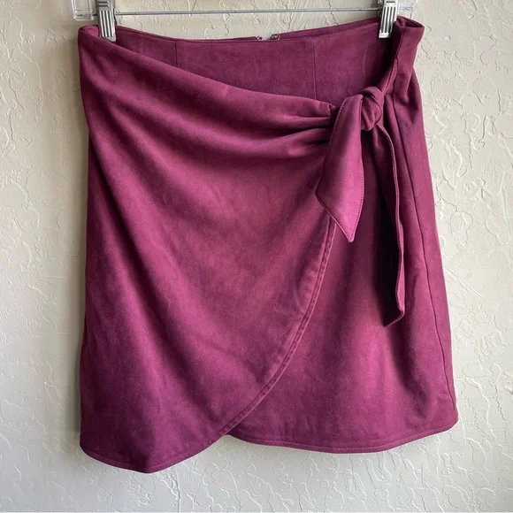 Loft Faux Suede Wrap Skirt size 0 - Picture 2 of 9